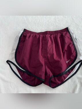 Nike Women's Maroon and White Athletic Shorts